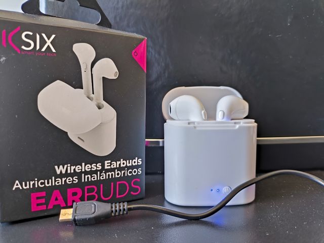 Auriculares inalámbricos SIX blancos