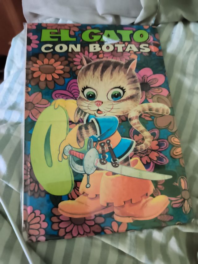 Gato con Botas Colección Buenas Noches