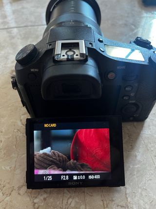 Sony RX10 II - Cámara con objetivo Zeiss