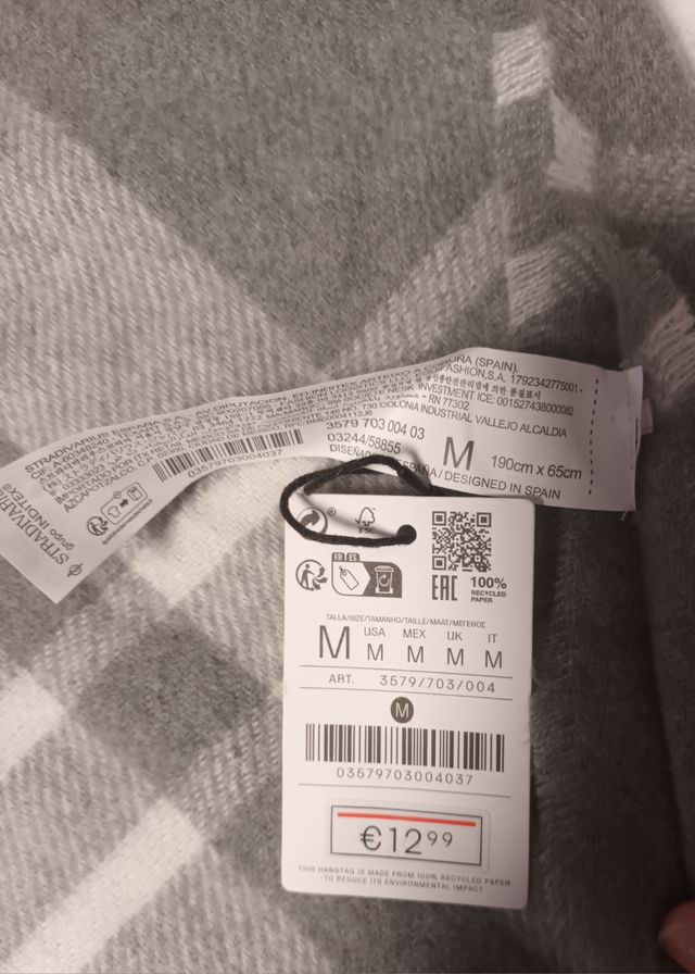 Bufanda cuadros gris-blanco Stradivarius