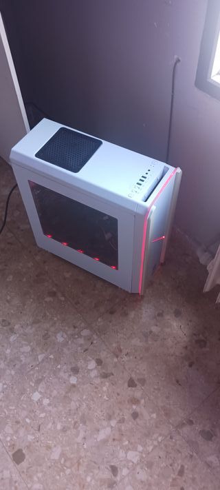 PC Gamer Blanco