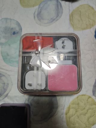 Adaptador enchufe viaje internacional