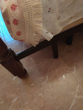Cama madera antigua - 100 años