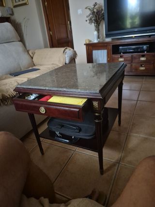 2 -Mesita clásica mármol-madera