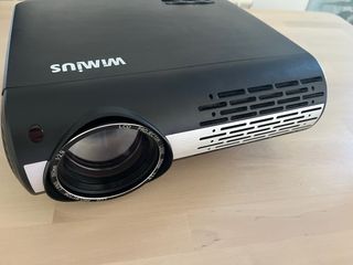 Proyector Wimius P20 - LCD + Android TV + mandos