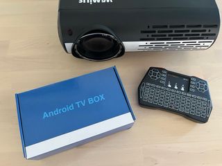 Proyector Wimius P20 - LCD + Android TV + mandos