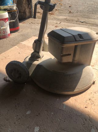 Abrillantadora industrial usada