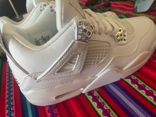 Jordan 4 bianche