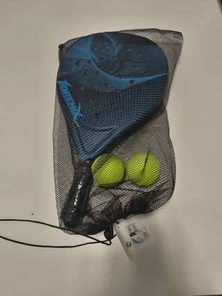 Pala padel + 2 pelotas