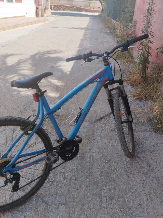 Bicicleta Btwin Rockrider