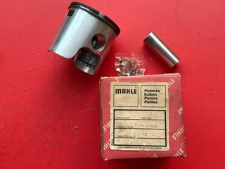 BULTACO PURSANG /FRONTERA 250 PISTON MAHLE 70 70,5