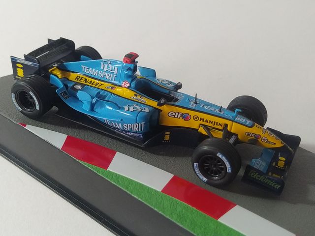 Renault R25 a escala 1:43 (Salvat)