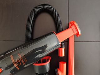 Aspiradora Black&Decker Dustbuster Auto