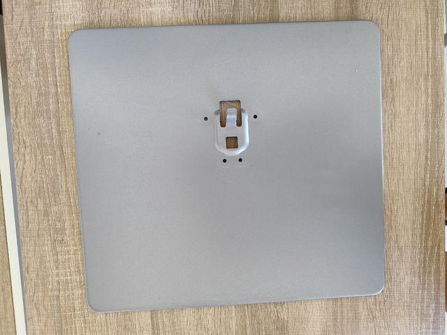 Pie TV Samsung 75" - Soporte