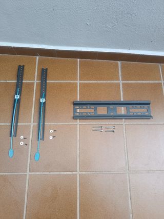 TV LG 32" con TDT + Soporte pared