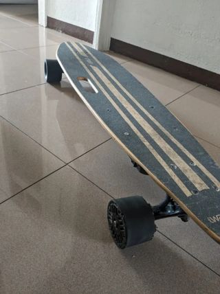 Skate eléctrico Iwat