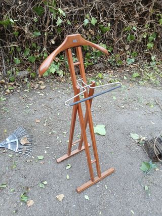 Galán de noche de madera