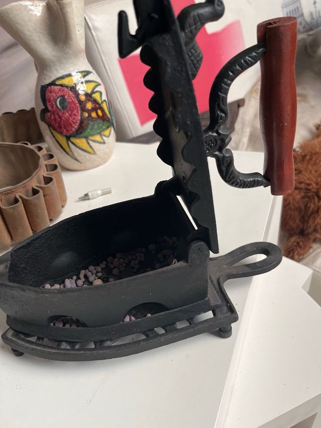 Plancha vintage de carbón