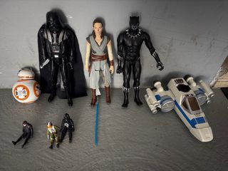 Figuras Star Wars y Marvel