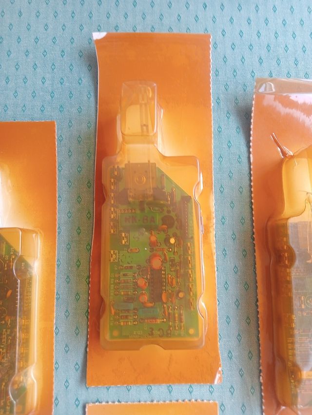 Liquidación Repuestos de Teléfonos Antiguos.LEER