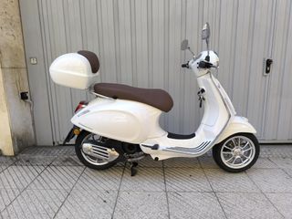 Vespa Primavera 50 4T Blanco brillo 2023 312.km