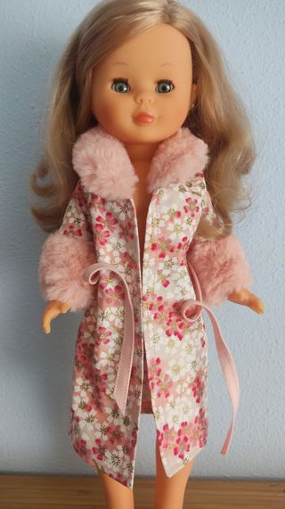 Abrigo Nuevo  pará Nancy, modelo ¡exclusivo!