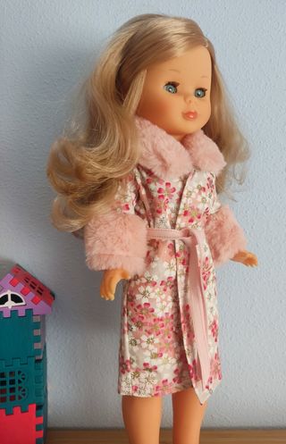 Abrigo Nuevo  pará Nancy, modelo ¡exclusivo!