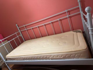 Cama individual metálica azul