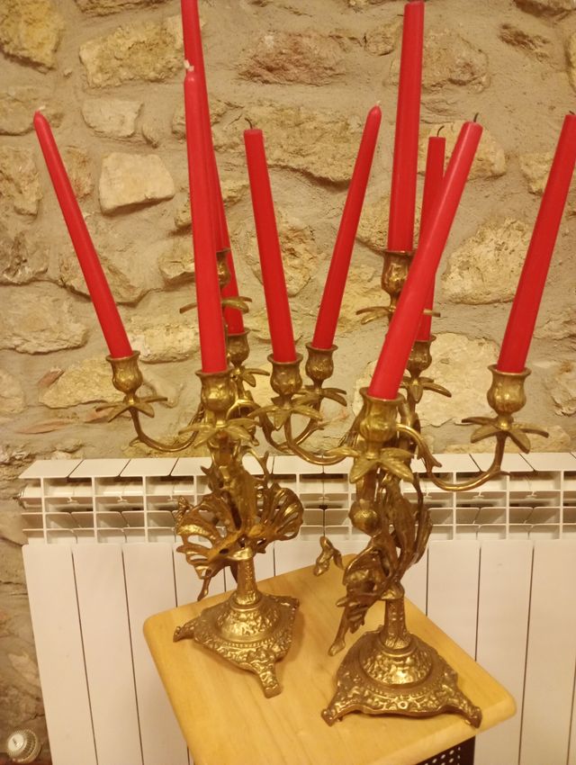 2 candelieri in bronzo dorato a 5 bracci