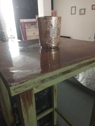 Mesa alta + 2 taburetes madera vintage