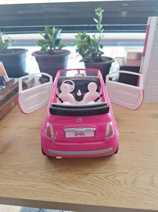 Auto rosa Barbie Fiat 500