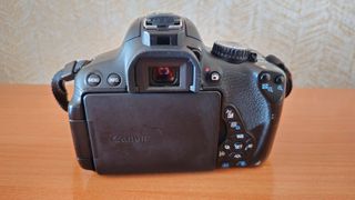 Canon EOS 650D - Cámara réflex