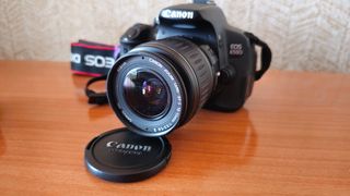 Canon EOS 650D - Cámara réflex