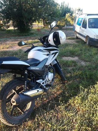 URGE CAMBIO POR SUPERMOTARD