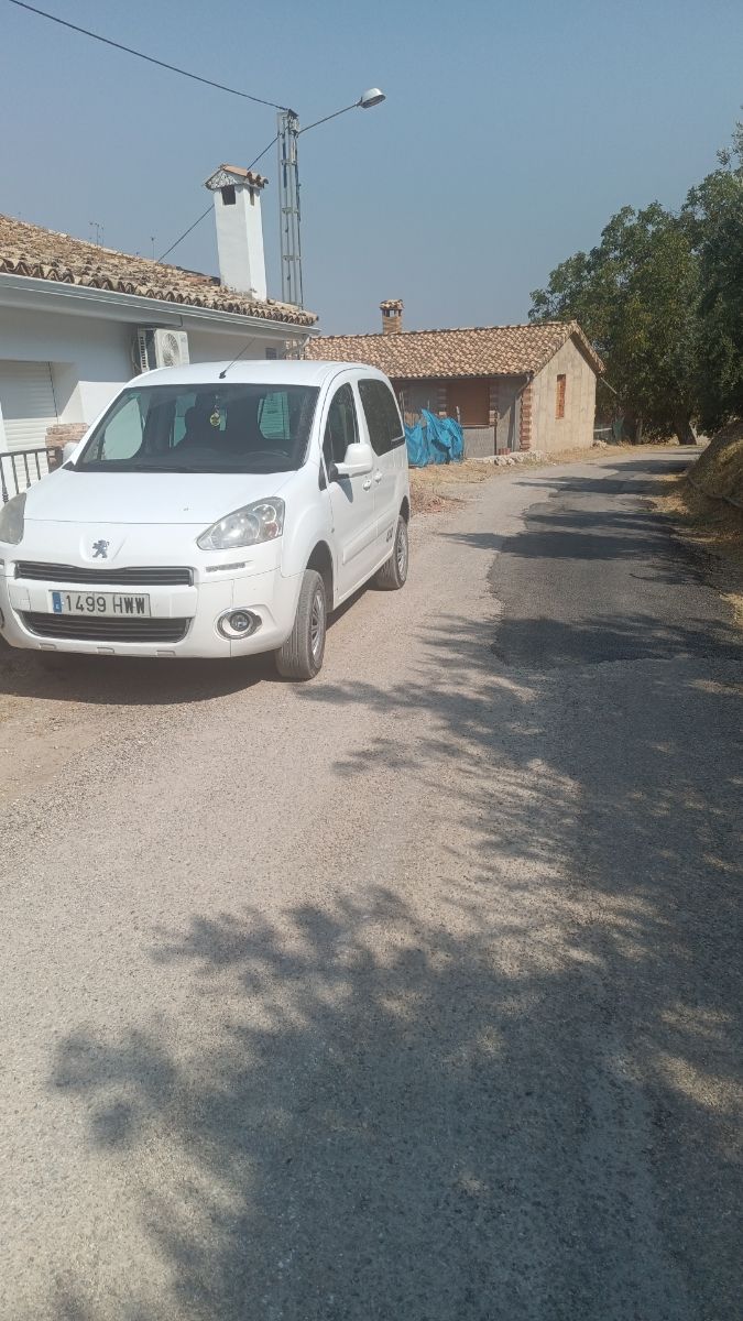 Peugeot Partner 2014 - foto 1