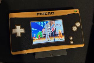 Carcasas Game Boy Macro