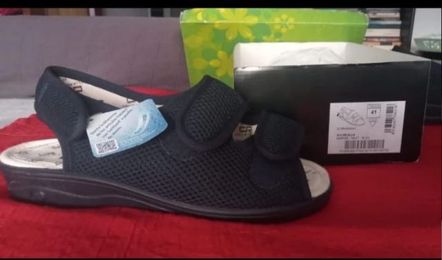 ZAPATOS NUEVOS. CELIA RUIZ