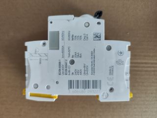 Magnetotérmico Schneider Electric iC60N 10A