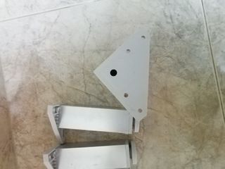 4 patas para mueble de baño, obra nueva