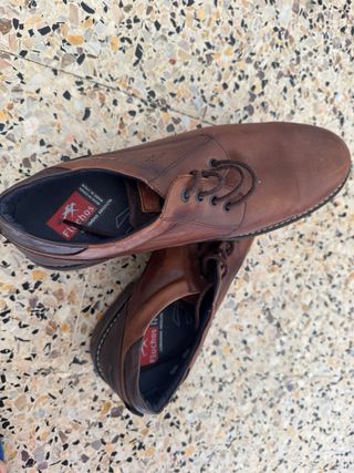 Zapatos Fluchos marrones talla 44  1 solo uso