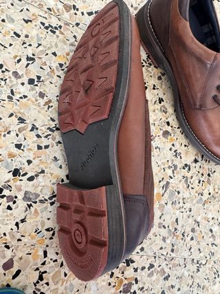 Zapatos Fluchos marrones talla 44  1 solo uso