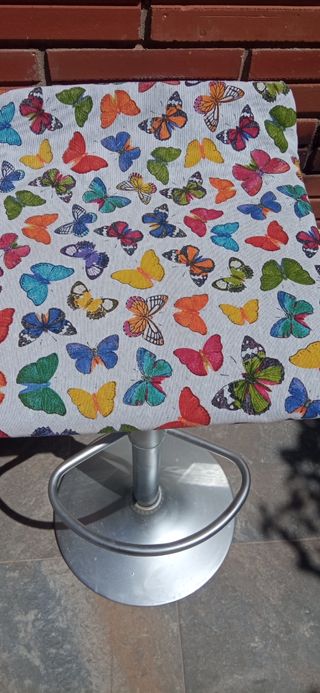 Taburete alto multicolor