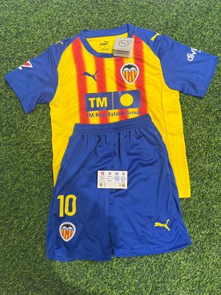Equipaciones de fútbol