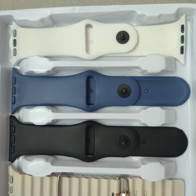 Smartwatch ULTRA + 7 cinturini