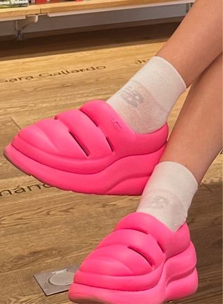 Zapatillas UGG rosas plataforma