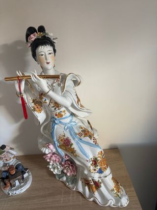 3  Figuras porcelana chinas negociable