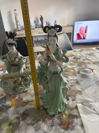 3  Figuras porcelana chinas negociable