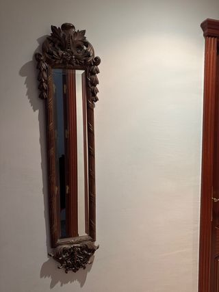 Espejo antiguo de madera