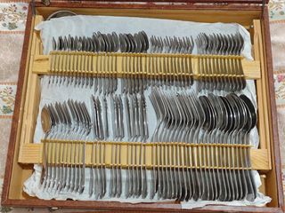 Jogo de Talheres Antigo - 180 peças