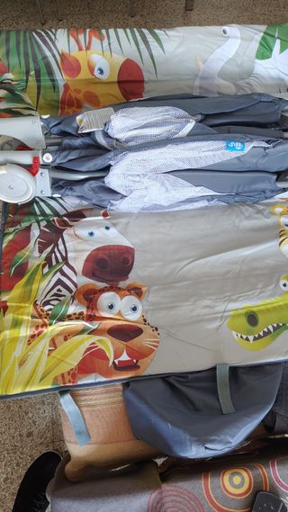 Parque de viaje infantil - Animales